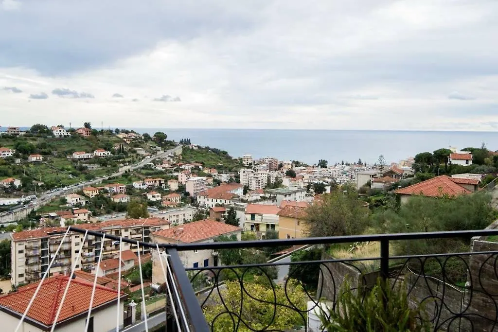 Apartment Your Holidays In Sanremo. 4 Minutes From The Beach Italy