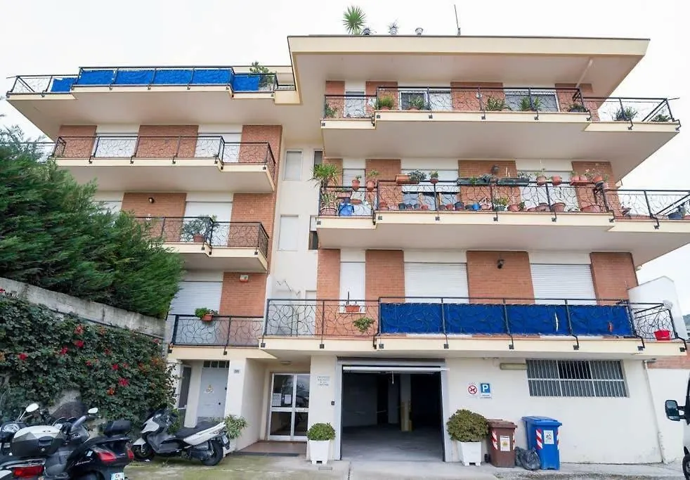 Apartment Your Holidays In Sanremo. 4 Minutes From The Beach