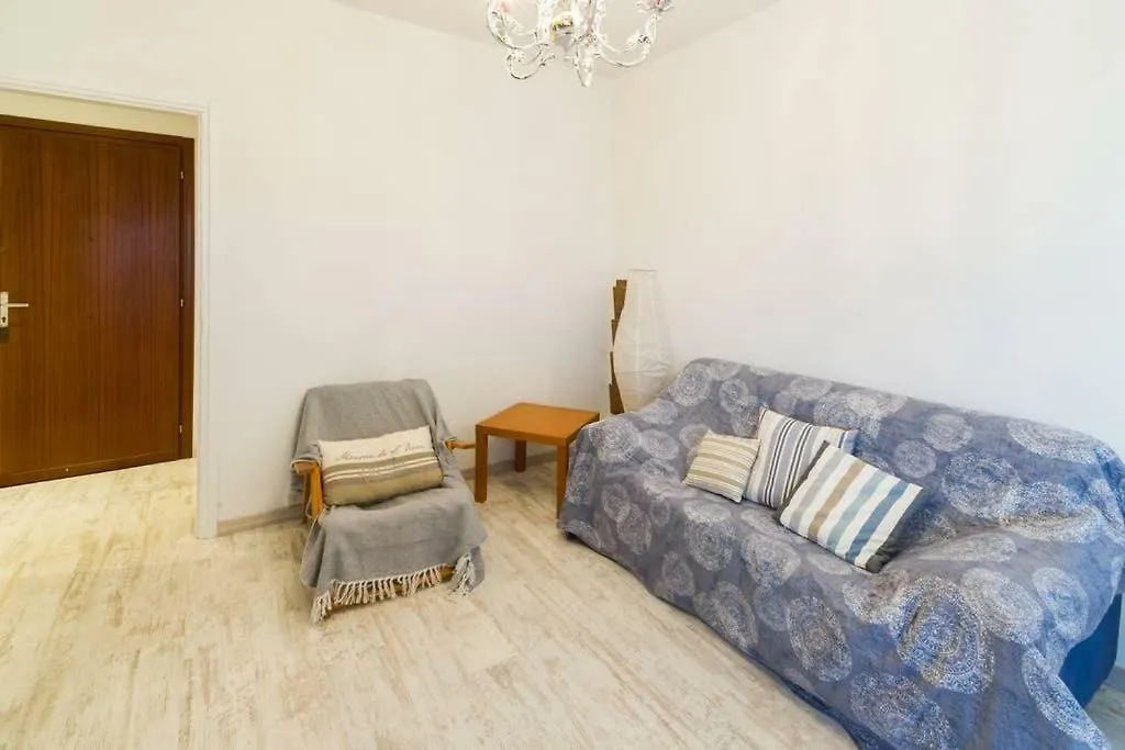 Your Holidays In Sanremo. 4 Minutes From The Beach Apartment